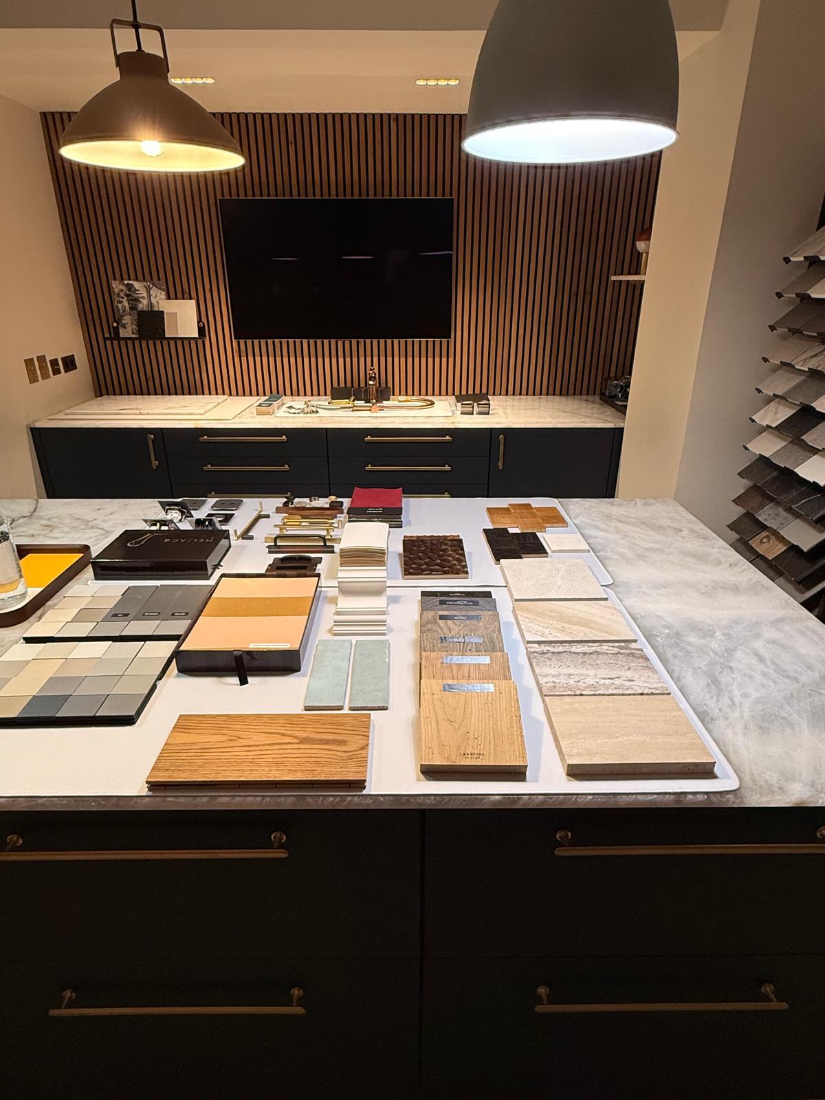 Showroom 3